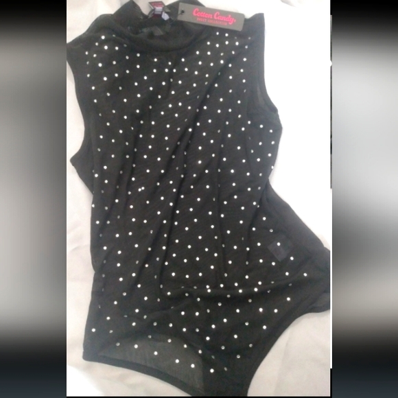 NWT MEDIUM MESH RHINESTONE TANK BODYSUIT Medium , buttons at bottom rhinestone - Picture 1 of 4